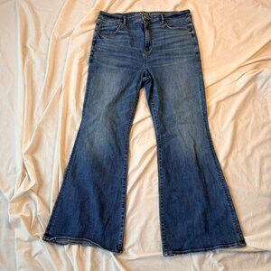 American Eagle – Size 14 – Medium Wash Flare Denim